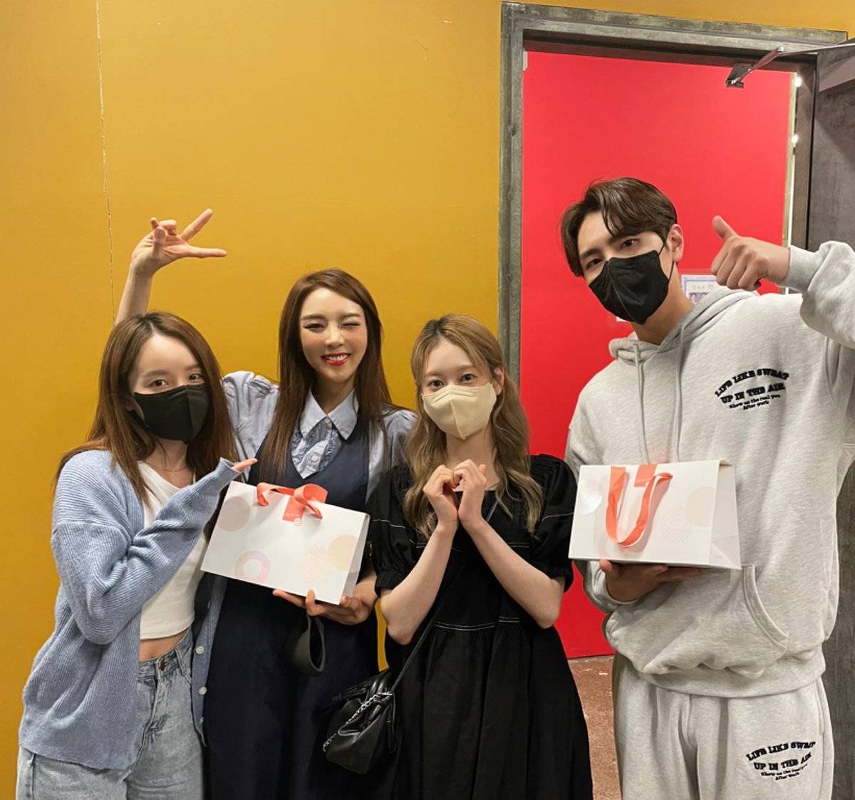 [잡담] 어제 우리 메보즈 또해영 보고왔구나ㅠㅠㅠㅠ | 인스티즈