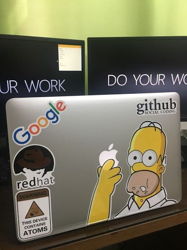 사람마다 갈린다는 노트북 꾸미기 | 인스티즈