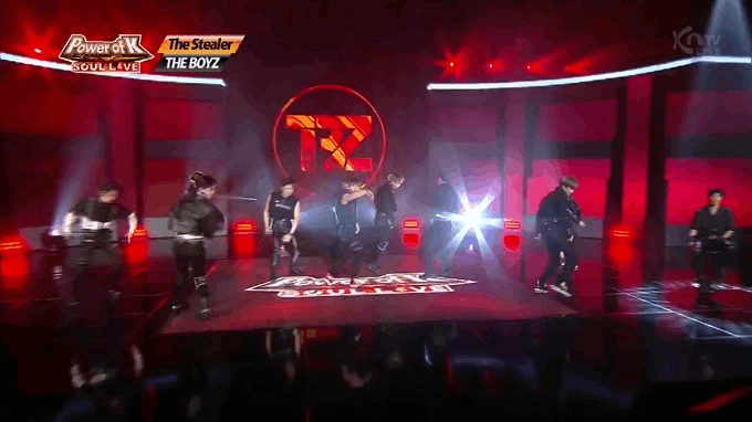 팔뚝에 환장하는 사람들을 위한 남자아이돌 민소매 모음 | 인스티즈