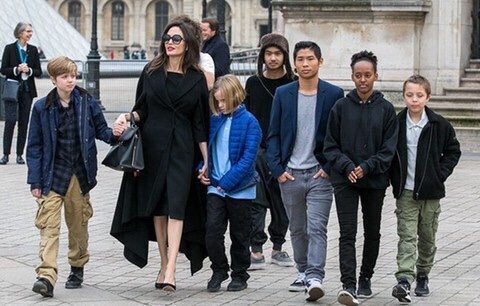 마블 영화를 찍는다고 했을때 (feat. 안젤리나졸리 아이들 반응).jpgif | 인스티즈