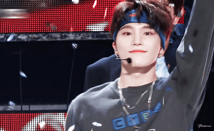 머리에 달면 청량깔쌈 근데 이제 다른 데에 달면 ......... 남자아이돌 반다나 모음 | 인스티즈