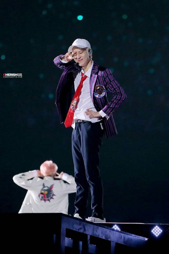 소속사 사장도 만족한, 키가 디렉팅한 샤이니 콘서트 의상.jpgif | 인스티즈