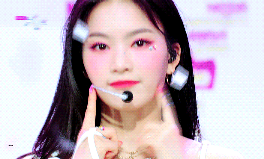 [잡담] 아이사 진짜 성덕이다 자기가 좋아하는 연옌한테 연락 한번 달라고 고기 사준다는 말을 듣는다니.. | 인스티즈