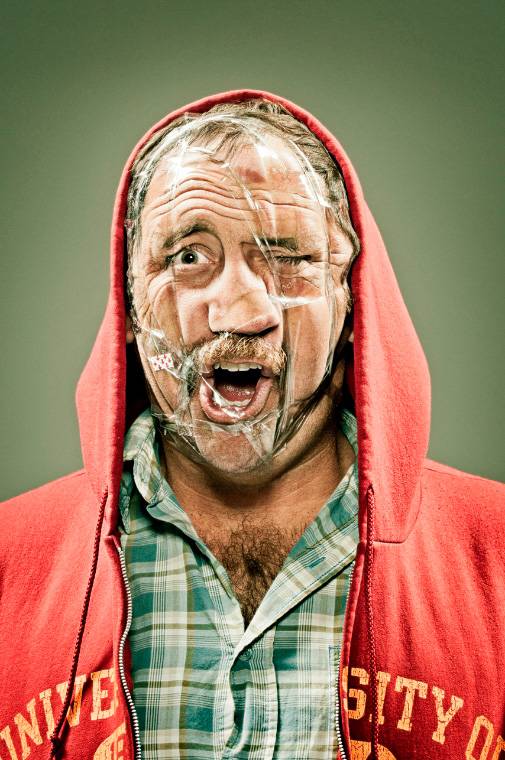 엽기적인 스카치 테이프 초상화 | 인스티즈