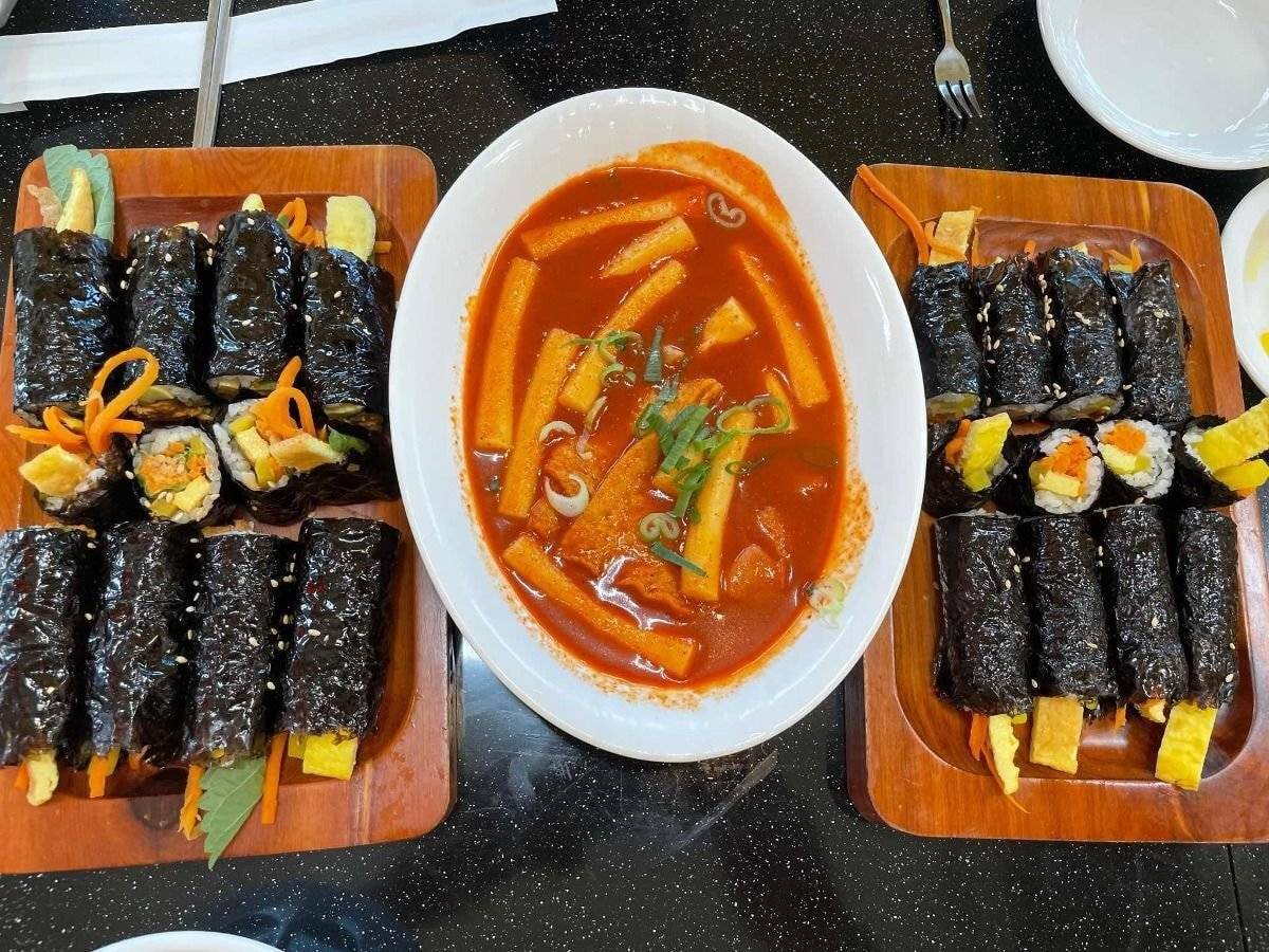 김밥이랑 맛이 달라서 매니아가 많음.jpg - 인스티즈(instiz) 이슈 카테고리