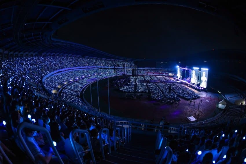 아이유 콘서트 관객석 분위기 | 인스티즈