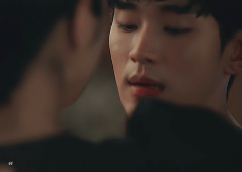 김수현으로 보는 술김에 내가 키스하려고 하자 걔는.gif | 인스티즈