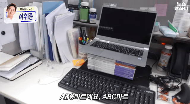 MBC 아나운서들 책상 상태 공개.jpg | 인스티즈