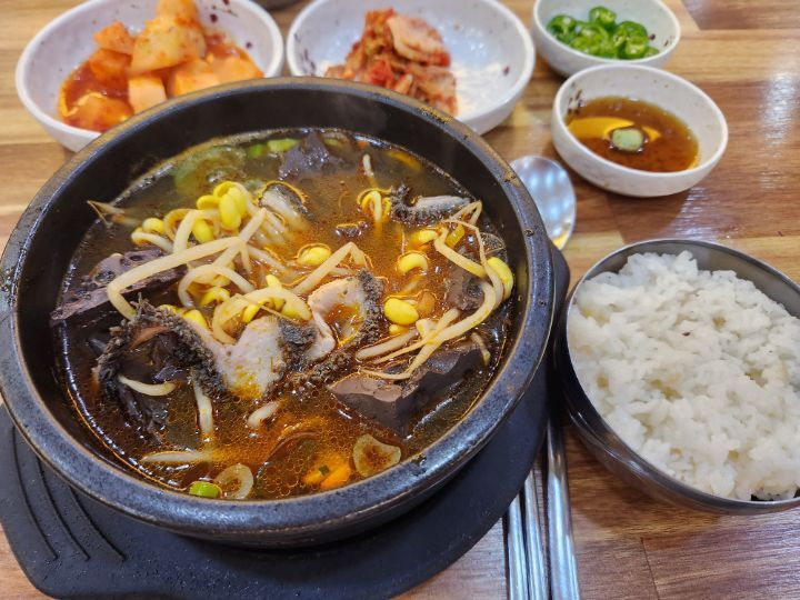 성인남자기준 국밥+라면+햄버거 완전가능vs 힘듬 - 인스티즈(instiz) 이슈 카테고리