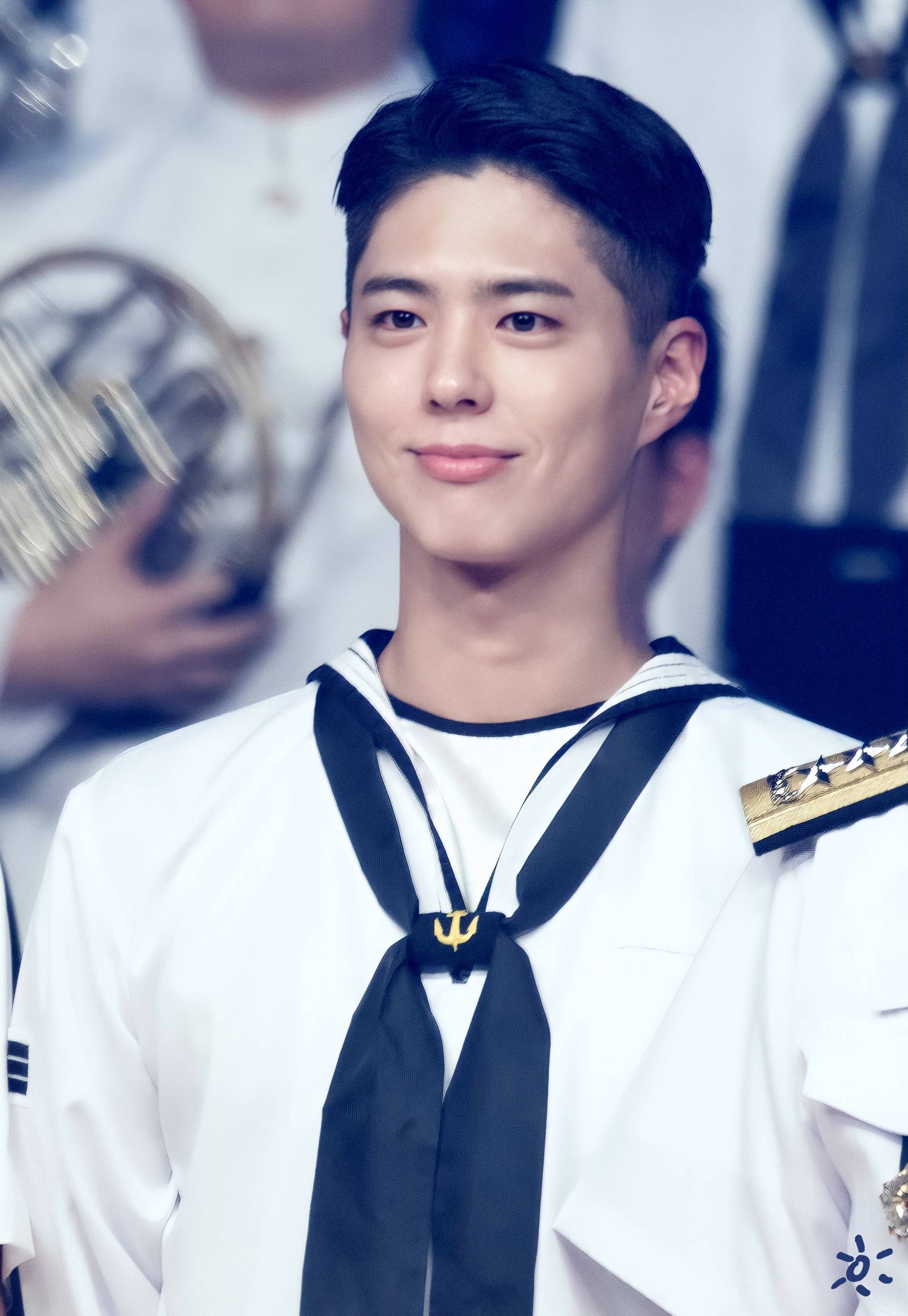 생각보다 종류가 많은 해군 군복 (feat. 박보검) | 인스티즈