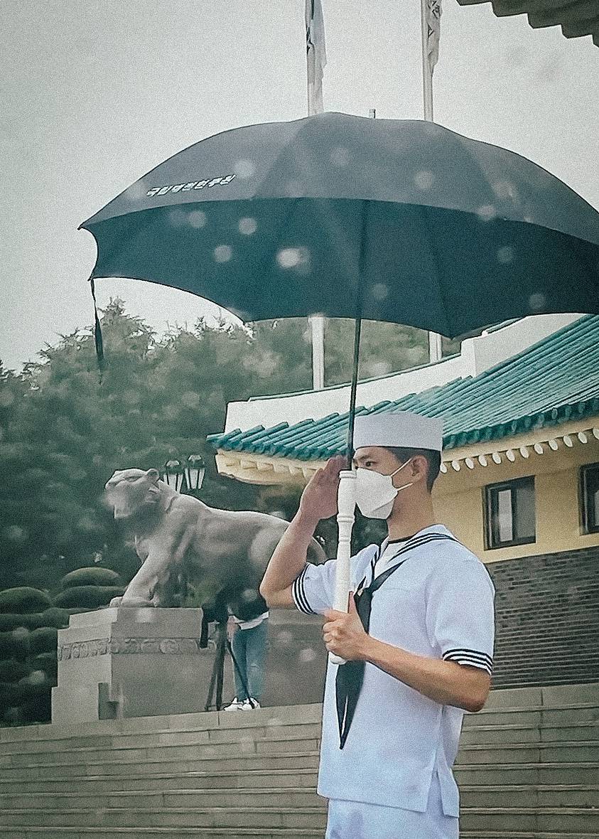 생각보다 종류가 많은 해군 군복 (feat. 박보검) | 인스티즈