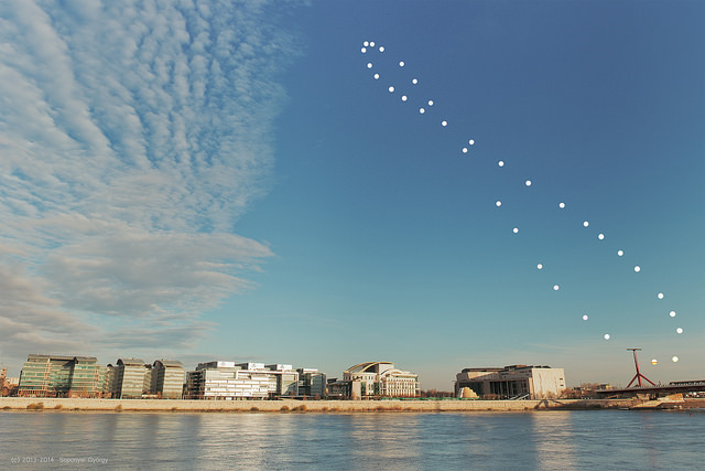 태양이 1년간 그려낸 8자 모양의 아날렘마 (Analemma) | 인스티즈