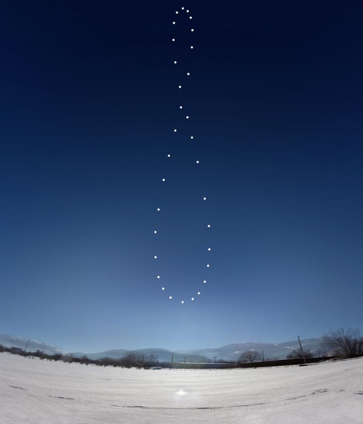 태양이 1년간 그려낸 8자 모양의 아날렘마 (Analemma) | 인스티즈