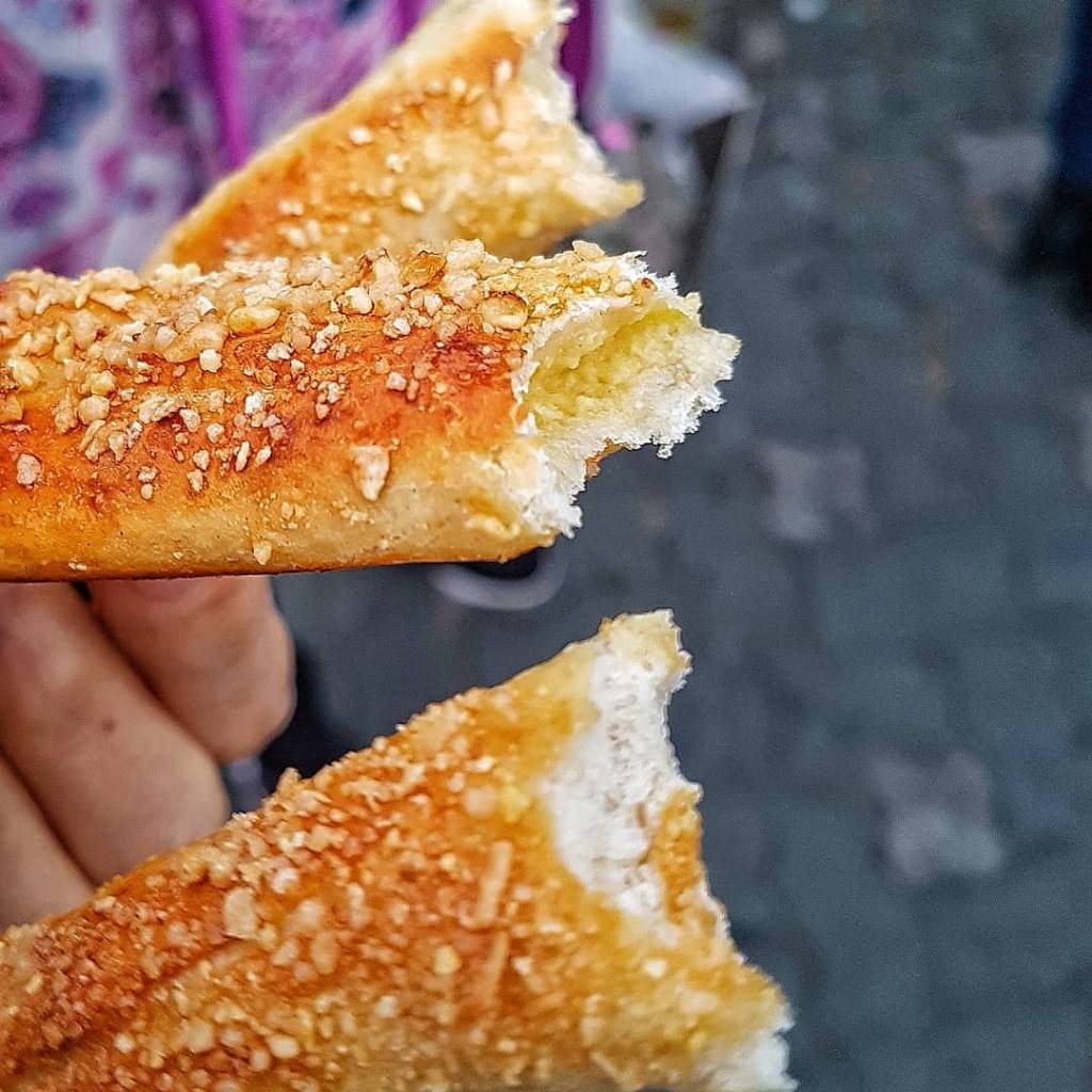 시즌한정메뉴라는 아몬드고구마크림치즈스틱......jpg | 인스티즈