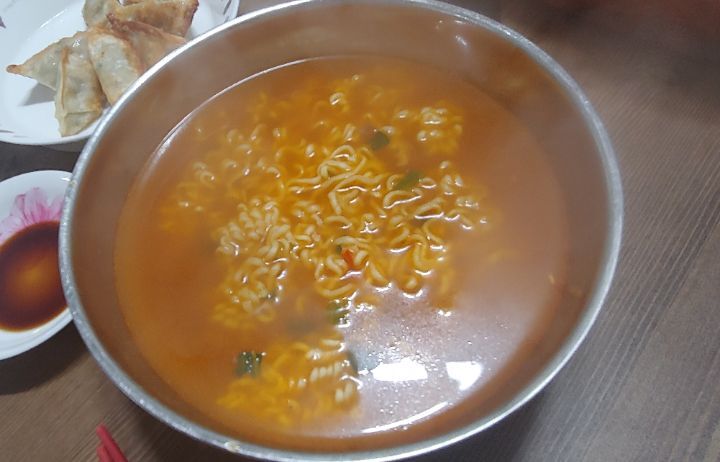 크리스마스 이브를 반기는 라면 짤 | 인스티즈