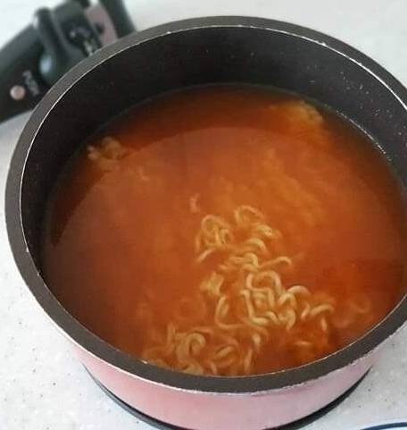 크리스마스 이브를 반기는 라면 짤 | 인스티즈