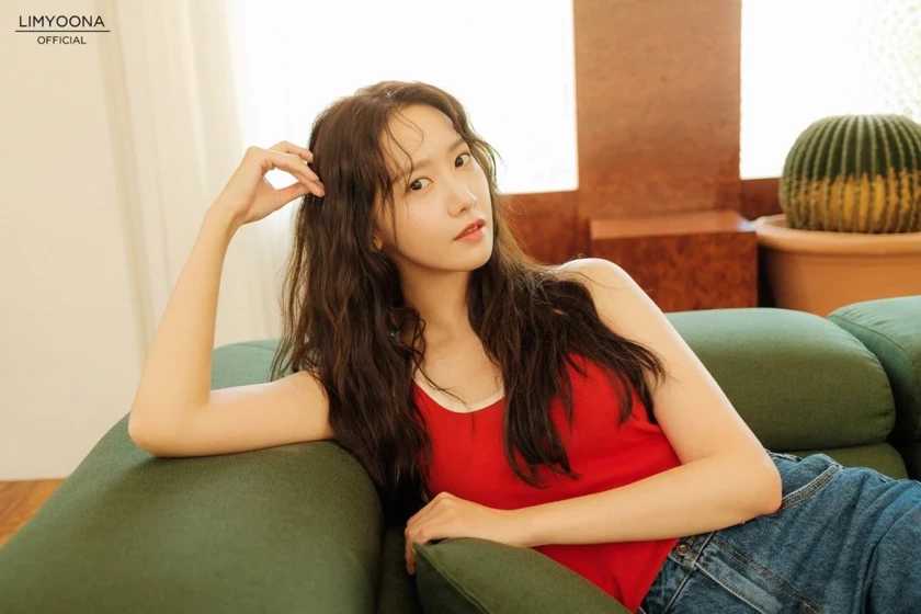 윤아가 팬들 위해서 찍었다는 자체 화보.jpg | 인스티즈