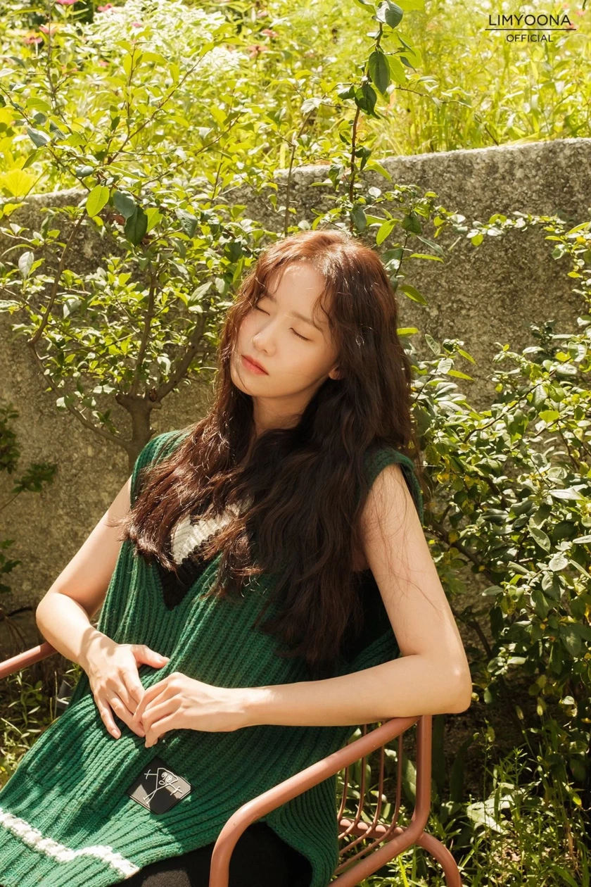 윤아가 팬들 위해서 찍었다는 자체 화보.jpg | 인스티즈