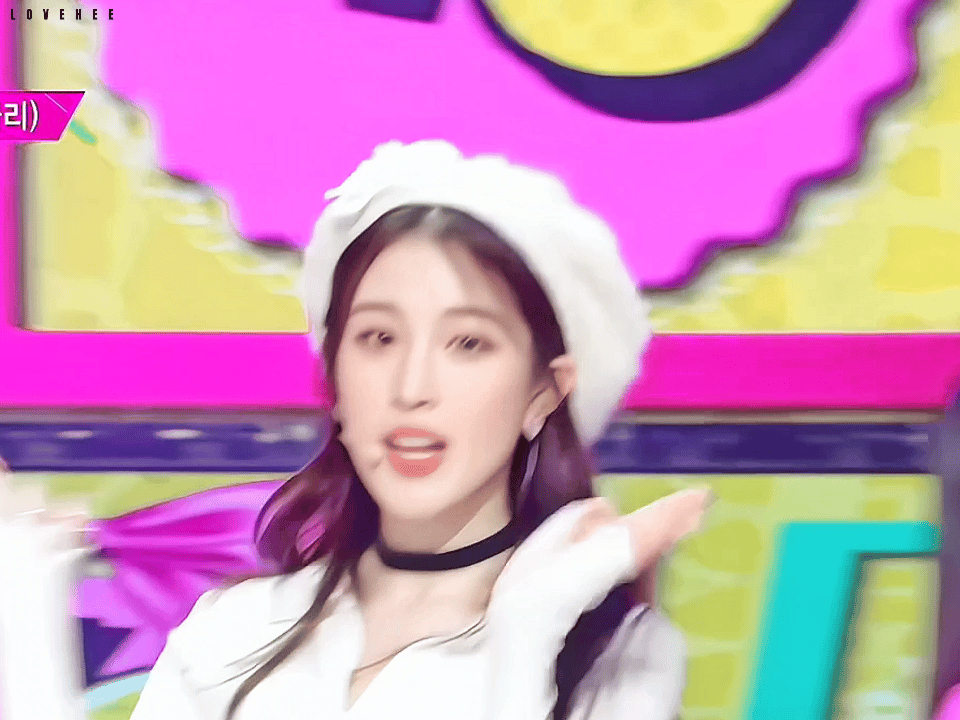 뮤직뱅크에서 에이핑크 NoNoNo 커버한 위클리 | 인스티즈