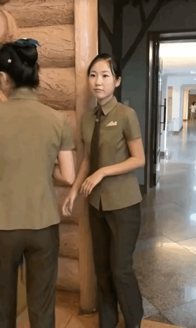 중국 관광객이 스마트폰으로 촬영한 북한 여성들 | 인스티즈