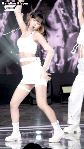 불순물 김채원 폼 미쳤다.gif | 인스티즈