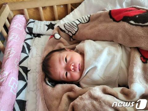 30대 임신부 119구급차서 6번째 딸 출산…김동연 지사, 손편지로 축하 | 인스티즈