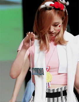 [트와이스] 요요가 무서운 미나,나연.gif | 인스티즈