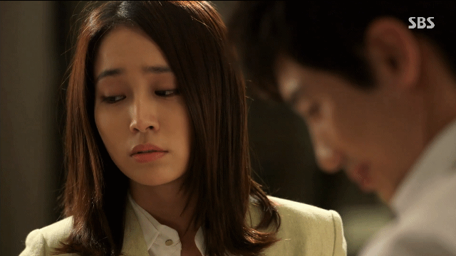 "어떤 놈이 자꾸 알짱대요......근데 그 놈은 나의 적이자 웬수덩어리에요." | 인스티즈