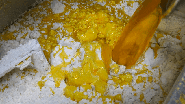 쫀드기 과자 공장.gif | 인스티즈