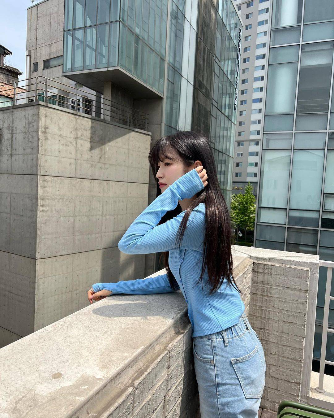 오늘자 오마이걸 아린이 인스타+위버스.jpg | 인스티즈