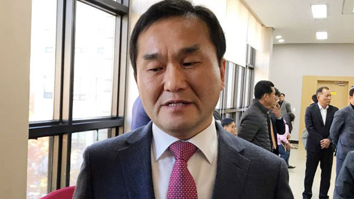 [속보] '불법자금 수수' 자유한국당 엄용수 의원직 상실 | 인스티즈
