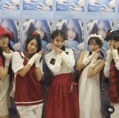 오늘자 방콕에 있는 아이유.jpg | 인스티즈