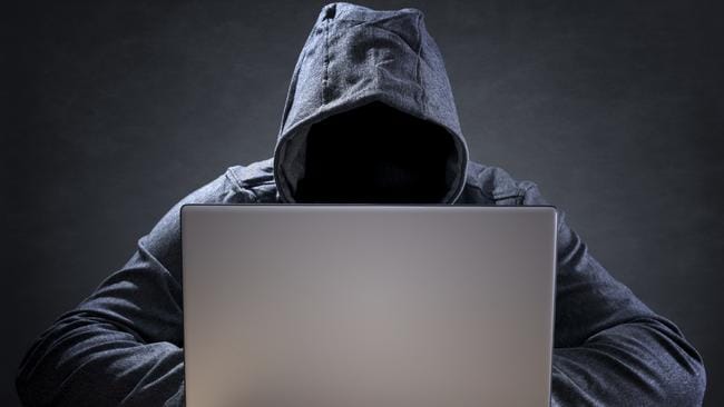 딸 알몸사진 보려고 10대인척한 아빠 기사 추가 | 인스티즈