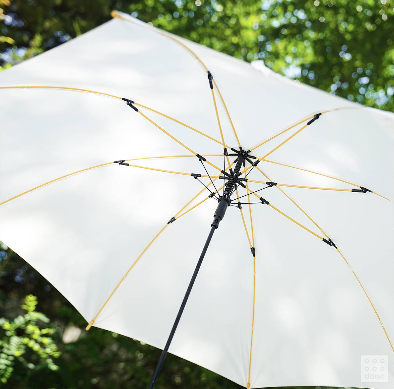 장마맞이 우산과 우의 출시한 다이소 | 인스티즈