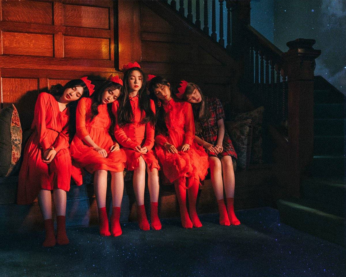 9주년 라이브 방송에서 큰 거(?) 스포한 레드벨벳 | 인스티즈