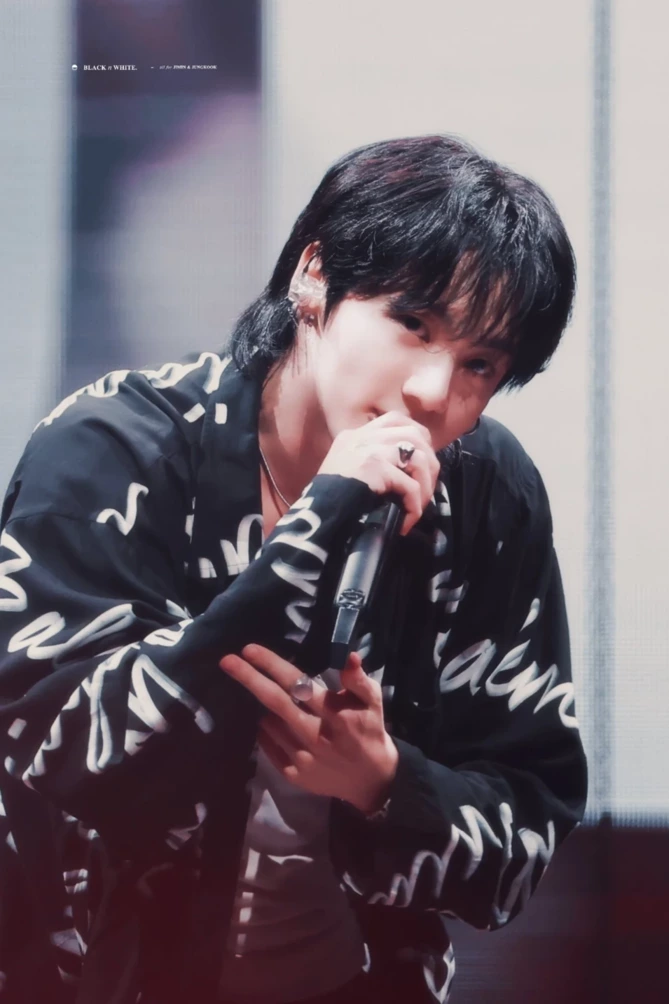 방탄소년단 슈가 파이널 콘서트에 실시간 게스트 정국 등장 (번잇+세븐) | 인스티즈