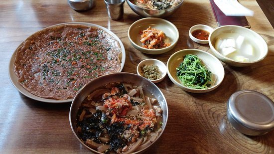 충청북도 청주의 한 묵집 | 인스티즈