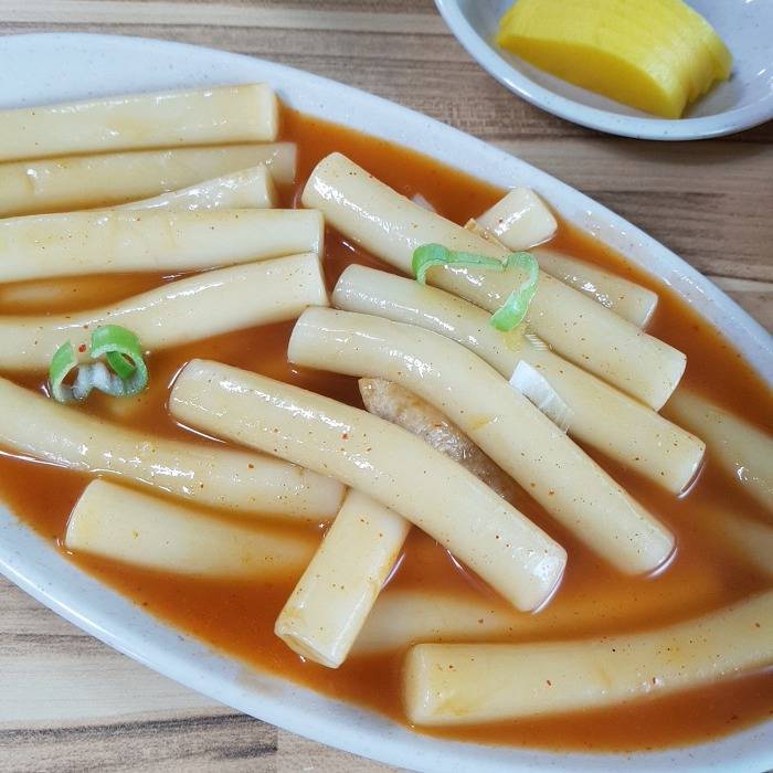 밀떡으로 유명한 인천 떡볶이....jpg | 인스티즈