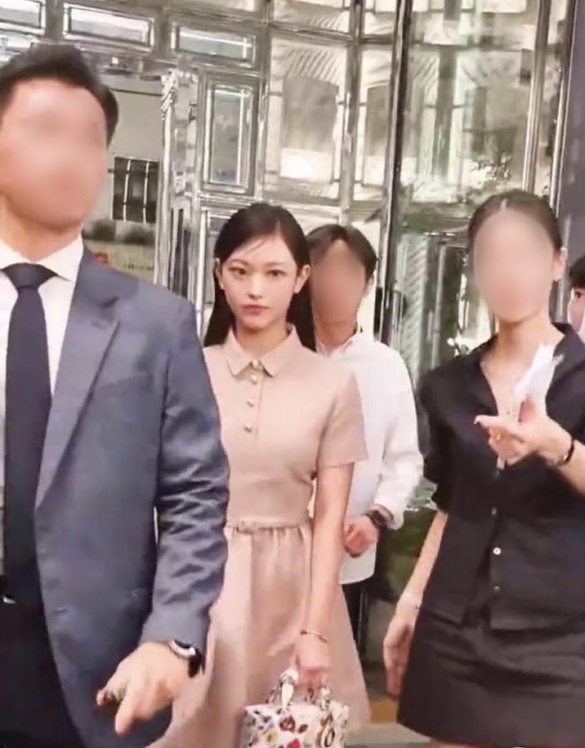 오늘자 뉴진스 해린 디올 행사 한 미모 | 인스티즈