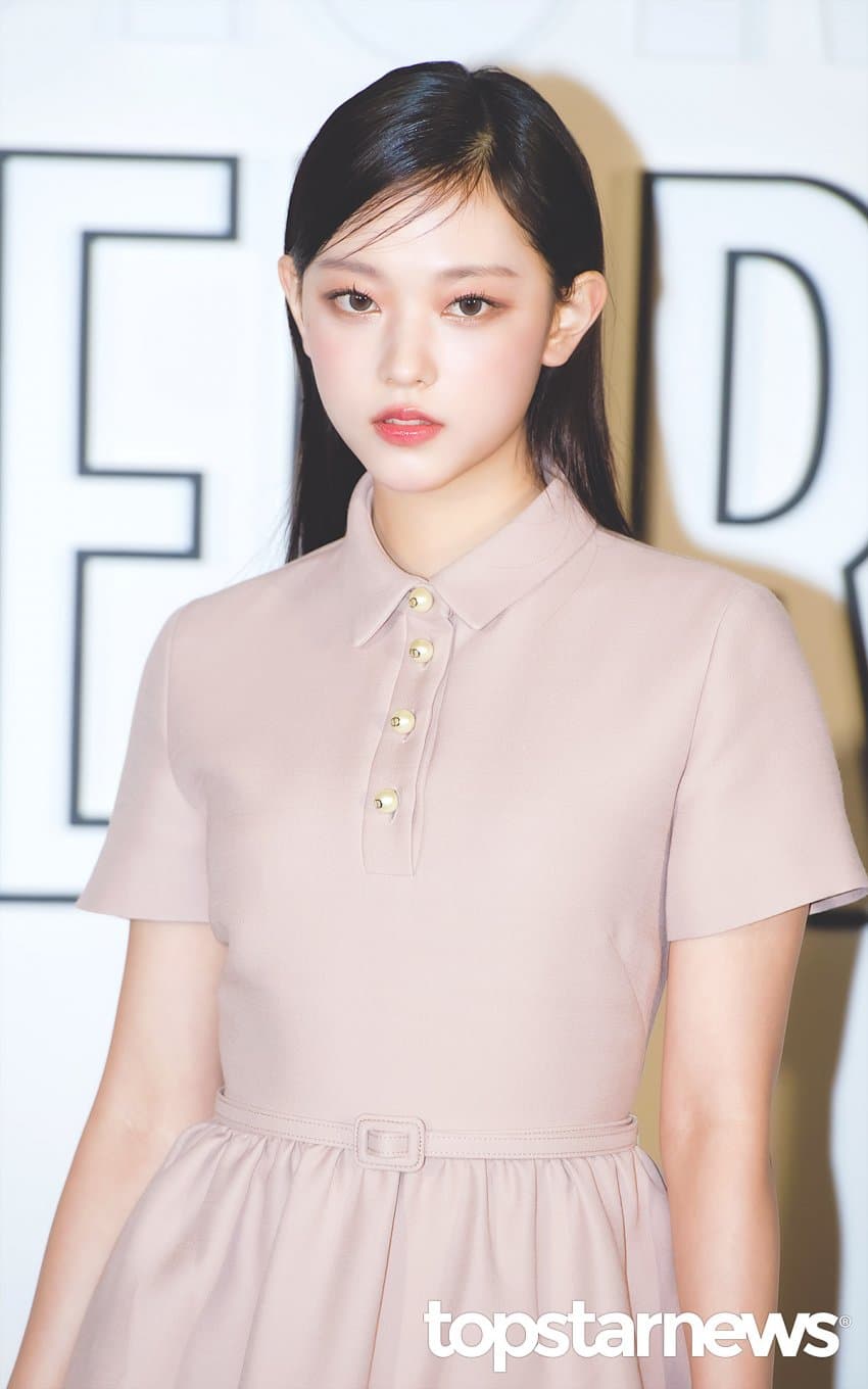 오늘자 뉴진스 해린 디올 행사 한 미모 | 인스티즈