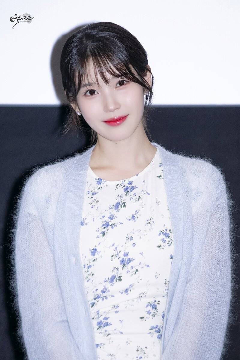 꽃무늬 원피스 아이유.jpgif | 인스티즈