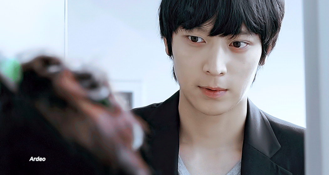 강동원 와꾸는 눈이 한몫했다vs코가 한몫했다 달글 | 인스티즈