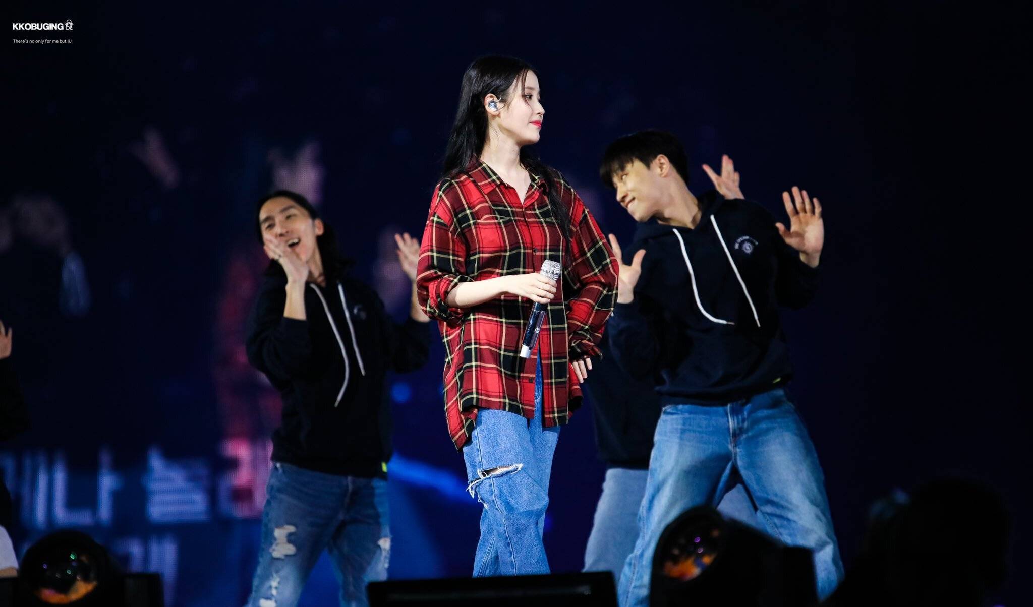 (스압)아이유 골든아워 콘서트.jpg | 인스티즈