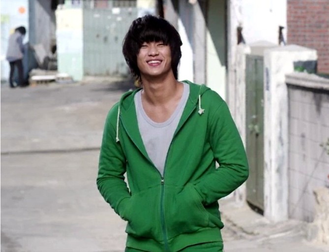 몇년째 사귀냐는 의심 받고있는 남자배우 둘 (feat. 동지) | 인스티즈