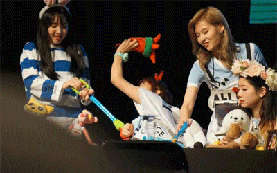 [트와이스] 꼬부기는 상성상 이상해씨의 좋은 먹잇감이죠 | 인스티즈