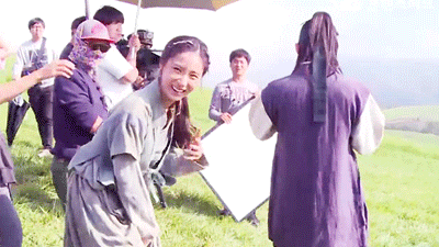 [육룡이나르샤] 낭만커플 초원 추격씬 메이킹 | 인스티즈