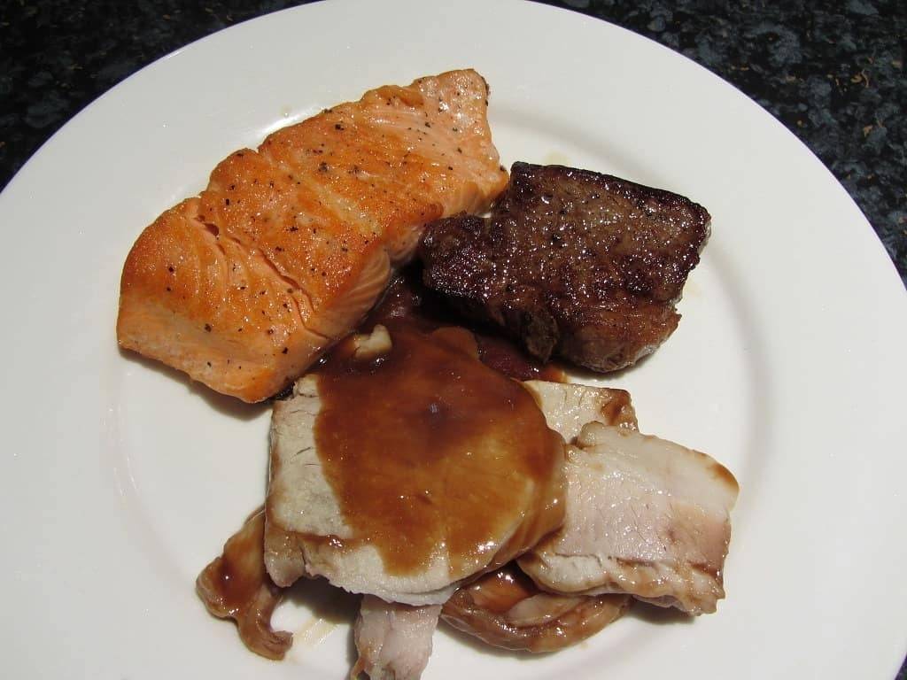 뷔페가면 딱 나뉘는 스타일.......jpg | 인스티즈