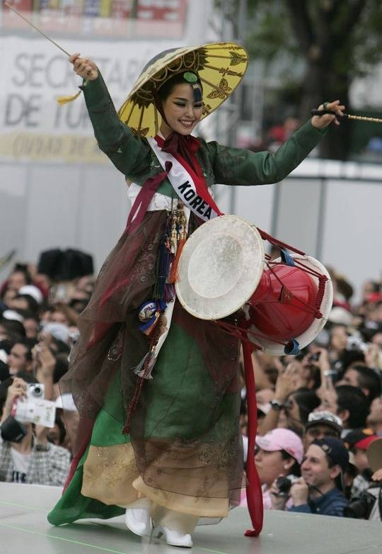 내 기준 웃는 게 예쁜 여자연예인 갑 4명 (모바일에서 안 보이는 거 수정함!!!! +추가) | 인스티즈