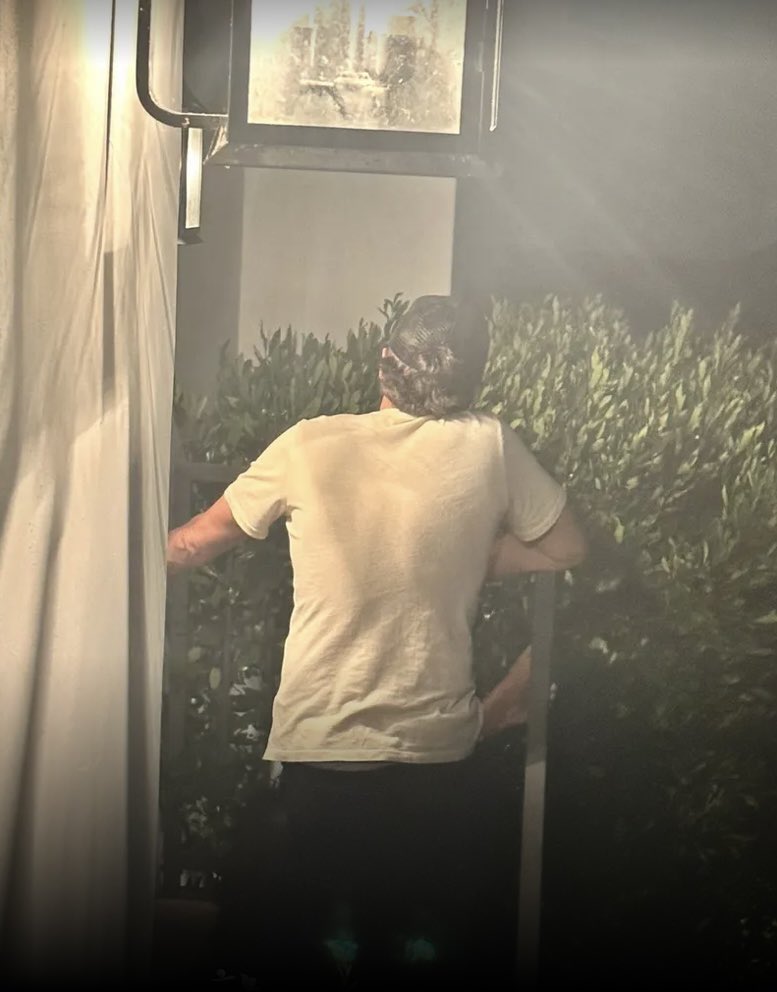 할로윈 파티 도중 디카프리오 엉덩이 만지고 ㅇㄹ하는 사진 찍힌 디카프리오 새 여친 | 인스티즈