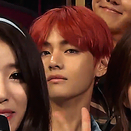 정말 잘 생긴 방탄소년단 뷔 | 인스티즈